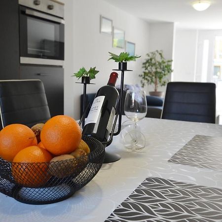 Katy Apartment Rovinj Bagian luar foto