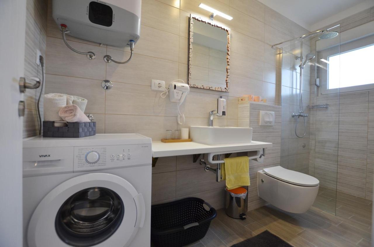 Katy Apartment Rovinj Bagian luar foto