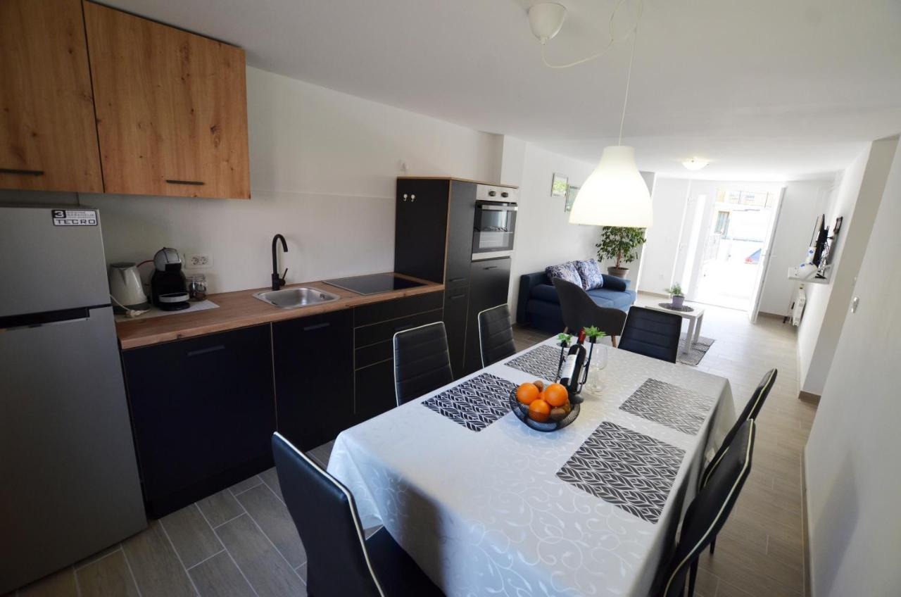 Katy Apartment Rovinj Bagian luar foto