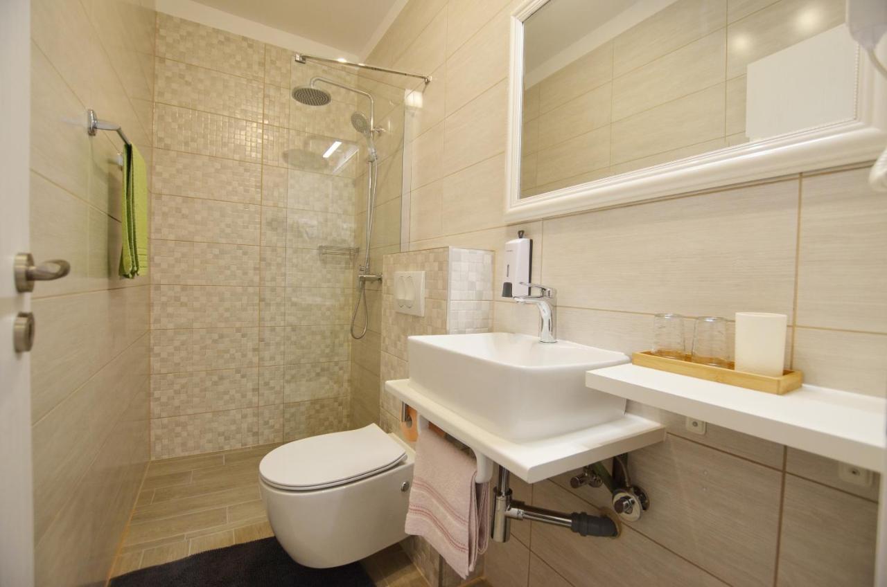 Katy Apartment Rovinj Bagian luar foto